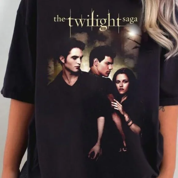 Retro Twilight T-Shirt, The Twilight Saga Shirt, Movie Tee, 2000s Movie Shirt - Picture 2 of 5